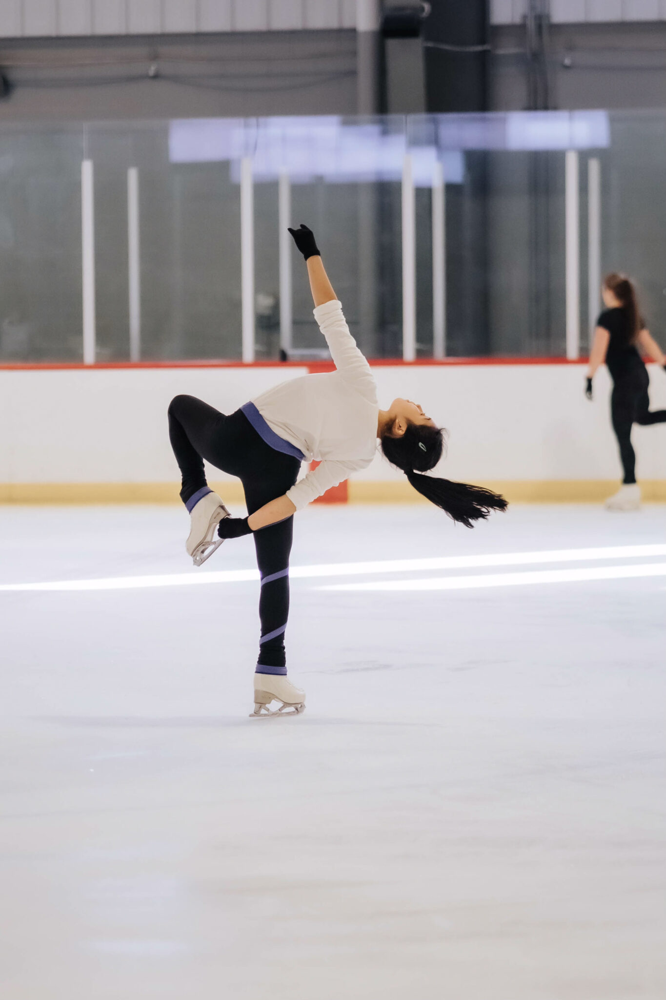 Florida’s first intercollegiate figure skating team creates familial