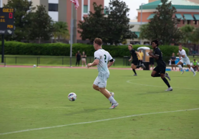 USF men’s soccer draws against No.10 UCF for the first time in almost 40 years